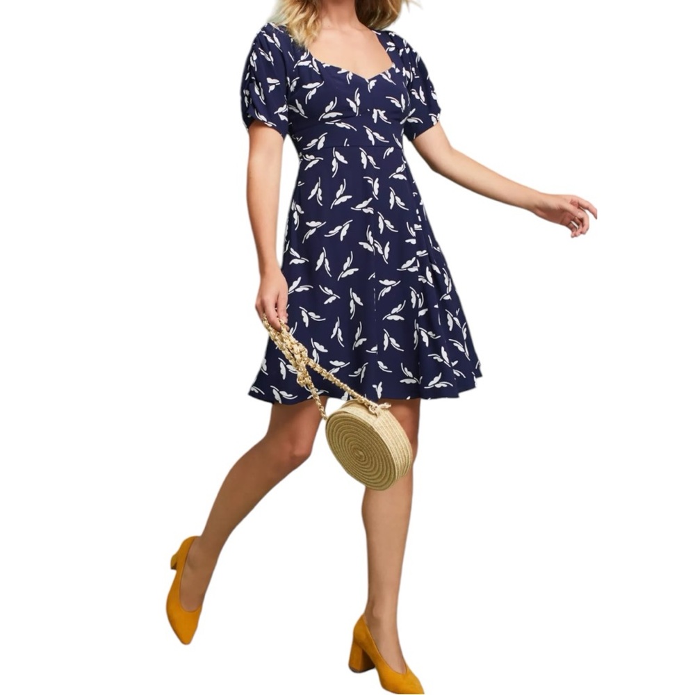 Maeve Fern Ruched Dress Butterfly Navy size 2 NWT Short Puff Sleeves Above Knee